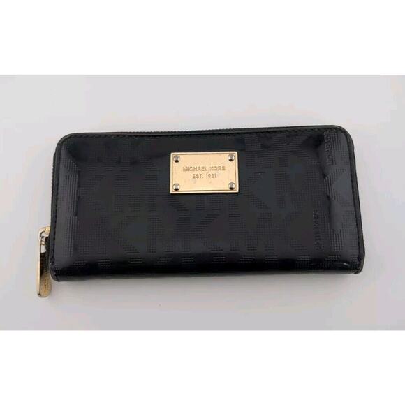 Michael Kors Black Zipper Wallet Shiny Patent MK Zip Around - Picture 1 of 9